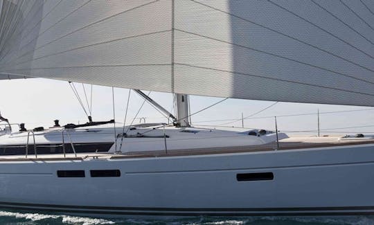 Velero Jeanneau Sun Odyssey 469 con base en Lefkada, Grecia