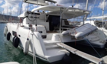 Aluguer de catamarã de cruzeiro Lagoon 42 em Lefkada, Grécia