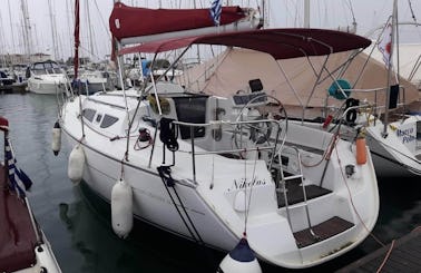 Jeanneau Sun Odyssey 32 Sailboat for 4 People in Lefkada, Greece