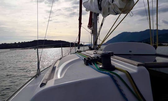Jeanneau Sun Odyssey 32 Sailboat for 4 People in Lefkada, Greece