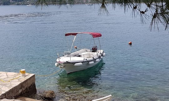 Enjoy the sea of Vela Luka, Croatia with Nautica 500