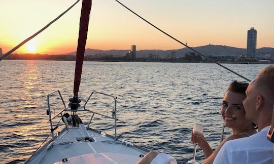 6 Hour Sailing Tour in Barcelona with Jeanneau Sun Odyssey Cruising Monohull