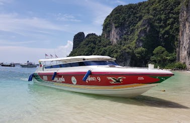 Hire the 33' Fiberglass Speedboat in Tambon Ko Kaeo