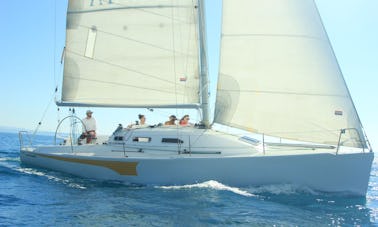Charter 36' sailing boat in Milna, Island Vis, Croatia