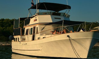 Luxury Classic Trawler Yacht for Weekly Rent in Zadar Croatia