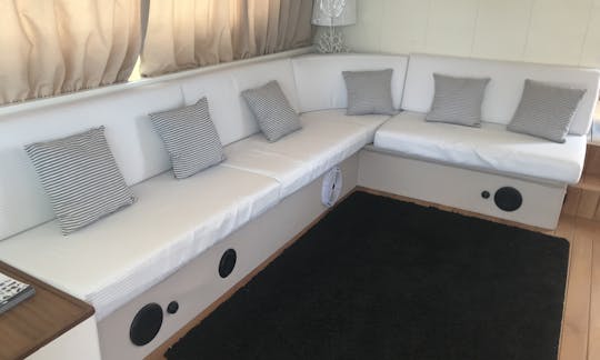 Louez un méga-yacht Ghibli Power de 70 pieds à Naples, en Italie