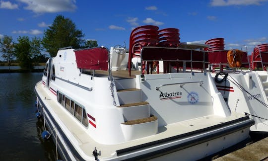 ALBATROS Riverboat in Baye on the Canal du Nivernais in Burgundy