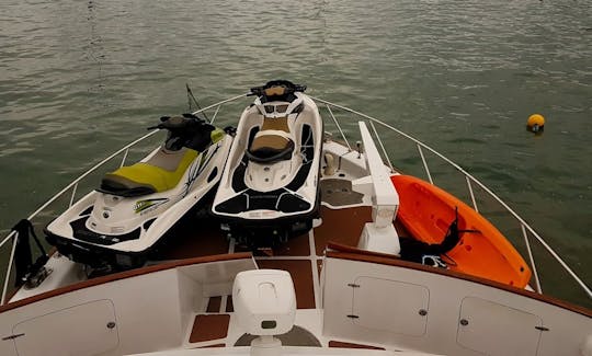 70' Motor Yacht Charter in Angra dos Reis, Paraty