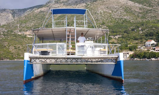 Cat 17 Power Catamaran Rental in Dubrovnik, Dubrovačko-neretvanska županija