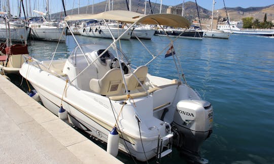 Terraza Beneteau Flyer 550 - Alquiler en Trogir, Croacia - Cuddy Cabin/Walk Around
