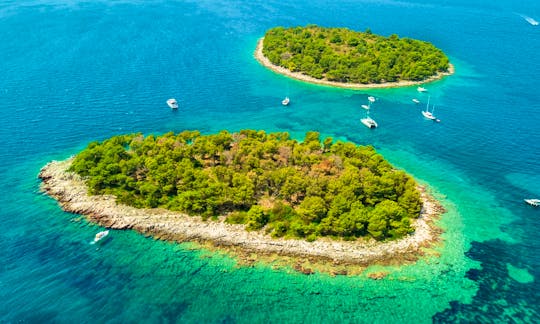Blue Lagoon & Trogir, 3 islands half day Afternoon tour from Split, Croatia