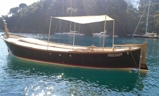 'Gozzo' Power Boat Rental in Portofino