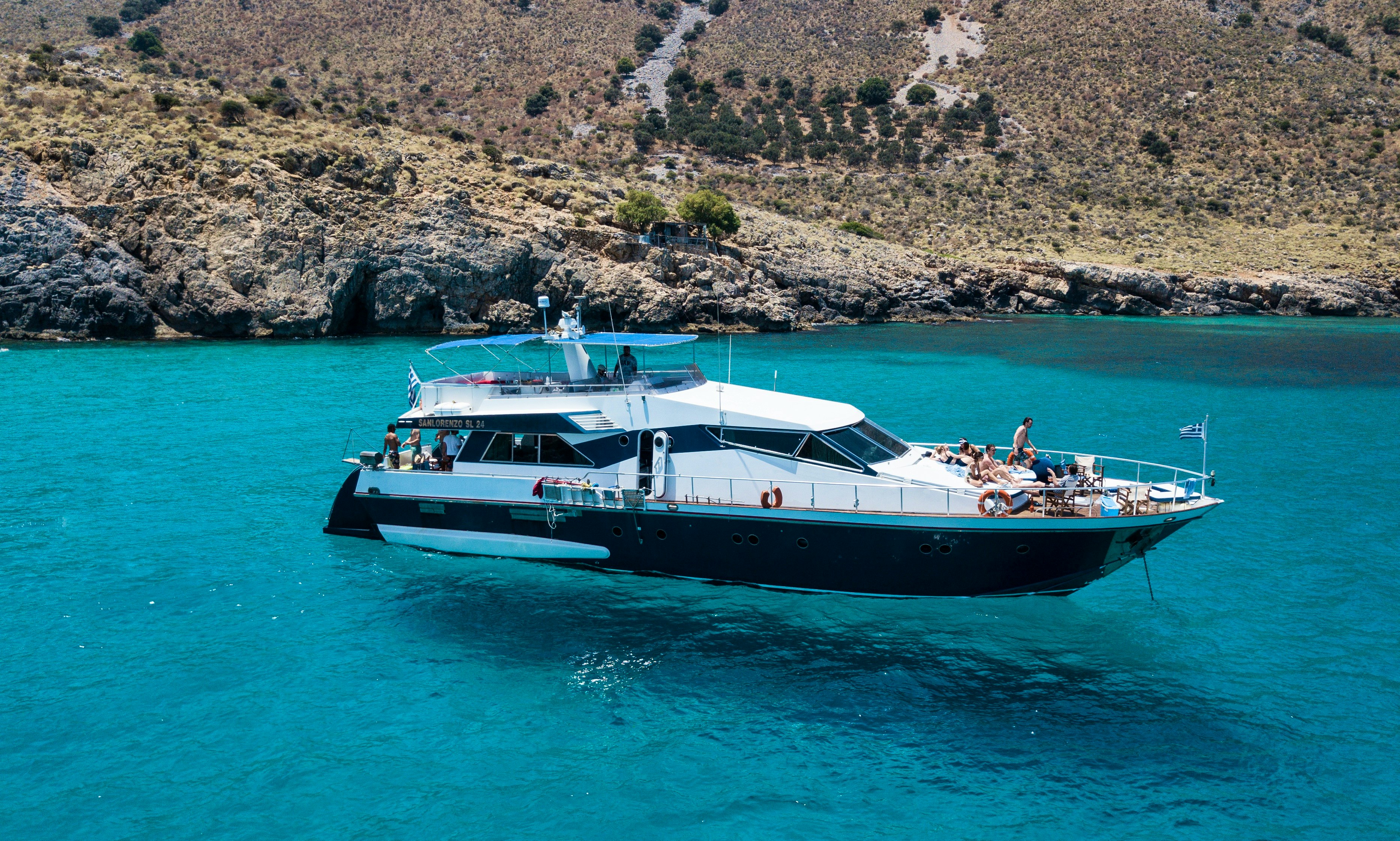Summer Dream Motor Yacht Charter in Rethymno, Greece GetMyBoat