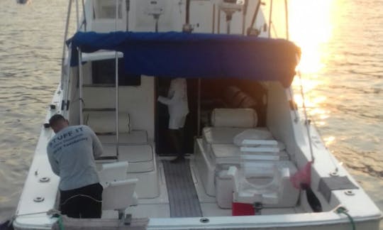 Fishing Charter ' 35ft Aries in Zihuatanejo