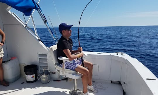 Fishing Charter on 42'ft SEADUCTION  Cruiser Yacht in Ixtapa Zihuatanejo, Mexico