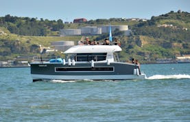 “Summer Blue” Fountaine Pajot Power Catamaran Rental in Lisboa, Portugal