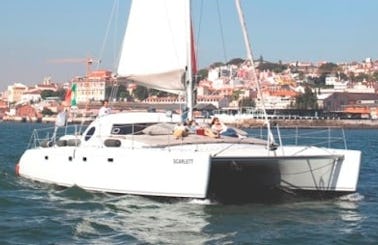 “Scarlett” Casamance 42 Fountaine Pajot Cruising Catamaran Rental in Lisboa, Portugal