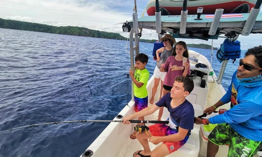 Fun at the Ocean tours on 28ft "La Guapa" Boat in Coco, Guanacaste