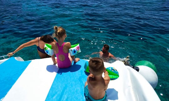 Children enjoying the sea