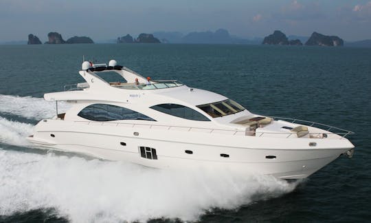 Majesty 88 Yacht In Dubai for Private Luxury Charter