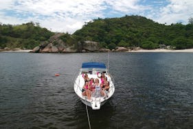 29' Sparkle Carbrasmar Motor Yacht Rental in Rio de Janeiro, Brazil