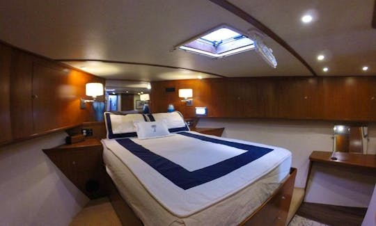Private Yacht Charter on 62' Luxury Yacht in Kemah, Texas