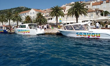 ¡Reserve el taxi acuático privado de Hvar para 12 personas!