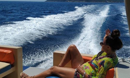 Book the Hvar Private Water Taxi for 12 person!