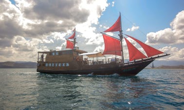 Phinisi Boat Rent in Komodo, Labuan Bajo