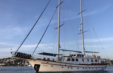 100' Sailing Rigel Gulet Rental in Bodrum