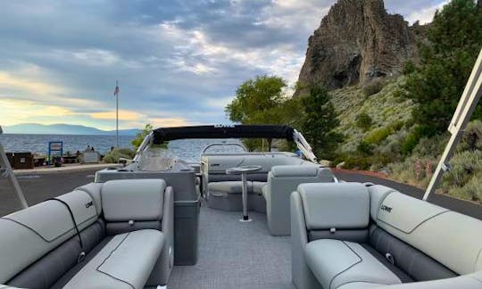 2019 23' 150 HP Tritoon Boat For Rent in South Lake Tahoe