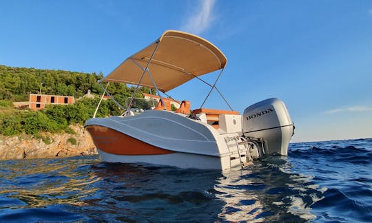 Barracuda 545 ¡Abre en Dubrovnik y haz que tus vacaciones en barco sean las mejores!