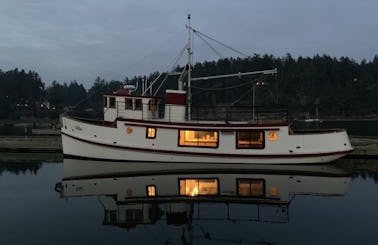 Historic Tugboat Fun Tour in Vancouver, British Columbia