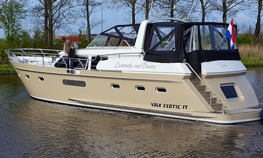 Van der Valk Exotic 17 Motor Yacht Charter from Flevostrand