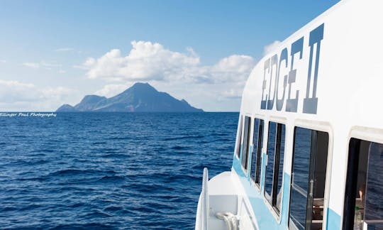 Ferry pour Saint-Barth aller-retour à bord d'un perceur à vagues à grande vitesse de 62 pieds