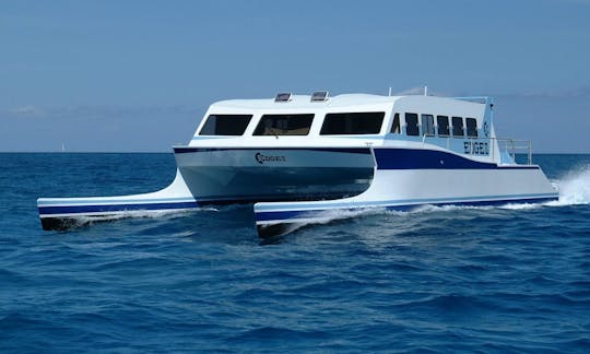 Ferry pour Saint-Barth aller-retour à bord d'un perceur à vagues à grande vitesse de 62 pieds