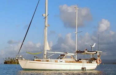 Book the Lycka Classic Sailing Yacht in San Blas, Panamá