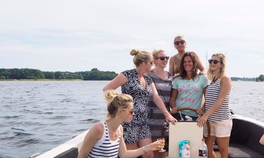 Enjoy the Veerse Meer with up to 12 persons