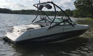 Rinker Captiva 192 Bowrider para 8 pessoas em Hamilton, Michigan