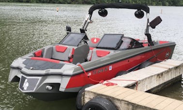 Rent Wake Boat for up to 17 People in Austin, Texas *ONLY LAKE AUSTIN*
