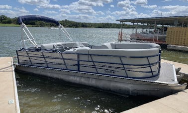 Austin Pontoon Party - Rent 24' Tritoon. Up to 14 People! *Only Lake Austin*