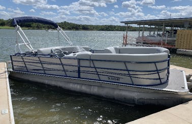 Austin Pontoon Party - Rent 24' Tritoon for up to 16 People! ** ONLY LAKE AUSTIN **