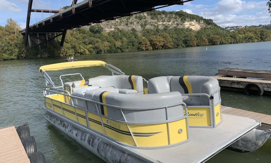 2018 Party Pontoon for 13 People in Austin, Texas ** ONLY LAKE AUSTIN **