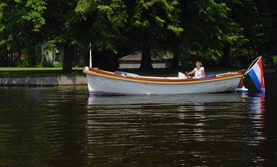 Luxury Sloop for 8 People Rental in Kortgene Zeeland