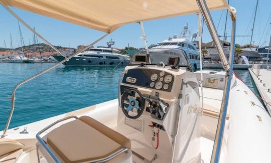 BSC 85 Ocean Center Console Rental in Trogir, Split-Dalmatia County