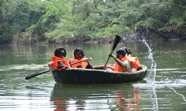 Balade en bateau sur la rivière Meenachil à Kottayam