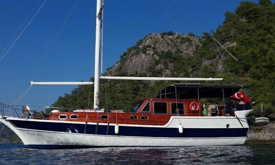 Goélette à voile BA pour 6 personnes à Muğla