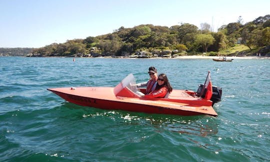 Highlight Tour! 2-Hour Guided Self Drive Boat Tour on Sydney Harbour