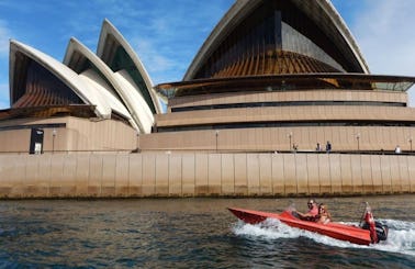 Highlight Tour! 2-Hour Guided Self Drive Boat Tour on Sydney Harbour