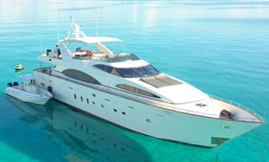 100' Azimut Power Mega Yacht in Miami